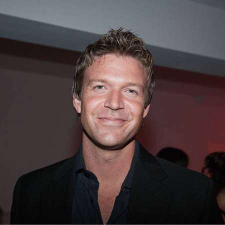 How tall is Matt Passmore?